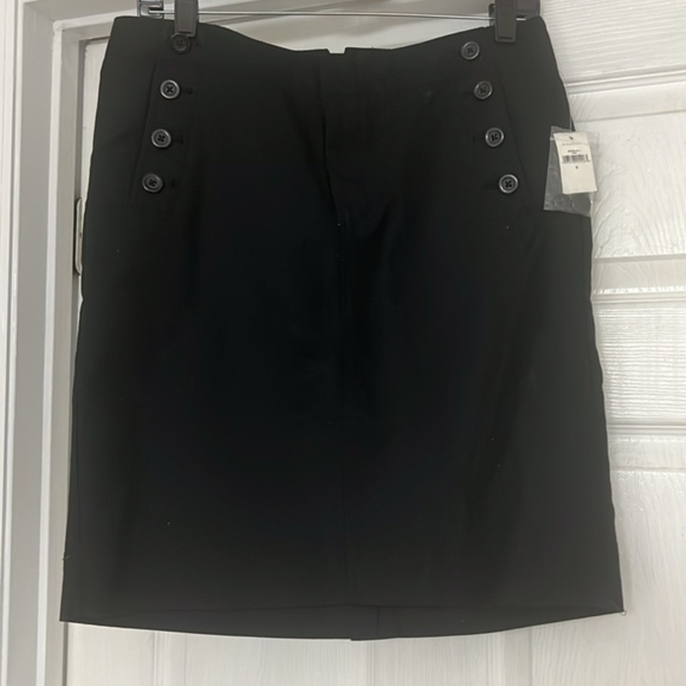 Gap Mini Sailor Skirt w/ front button decorative details and front zip, NWT, s.6